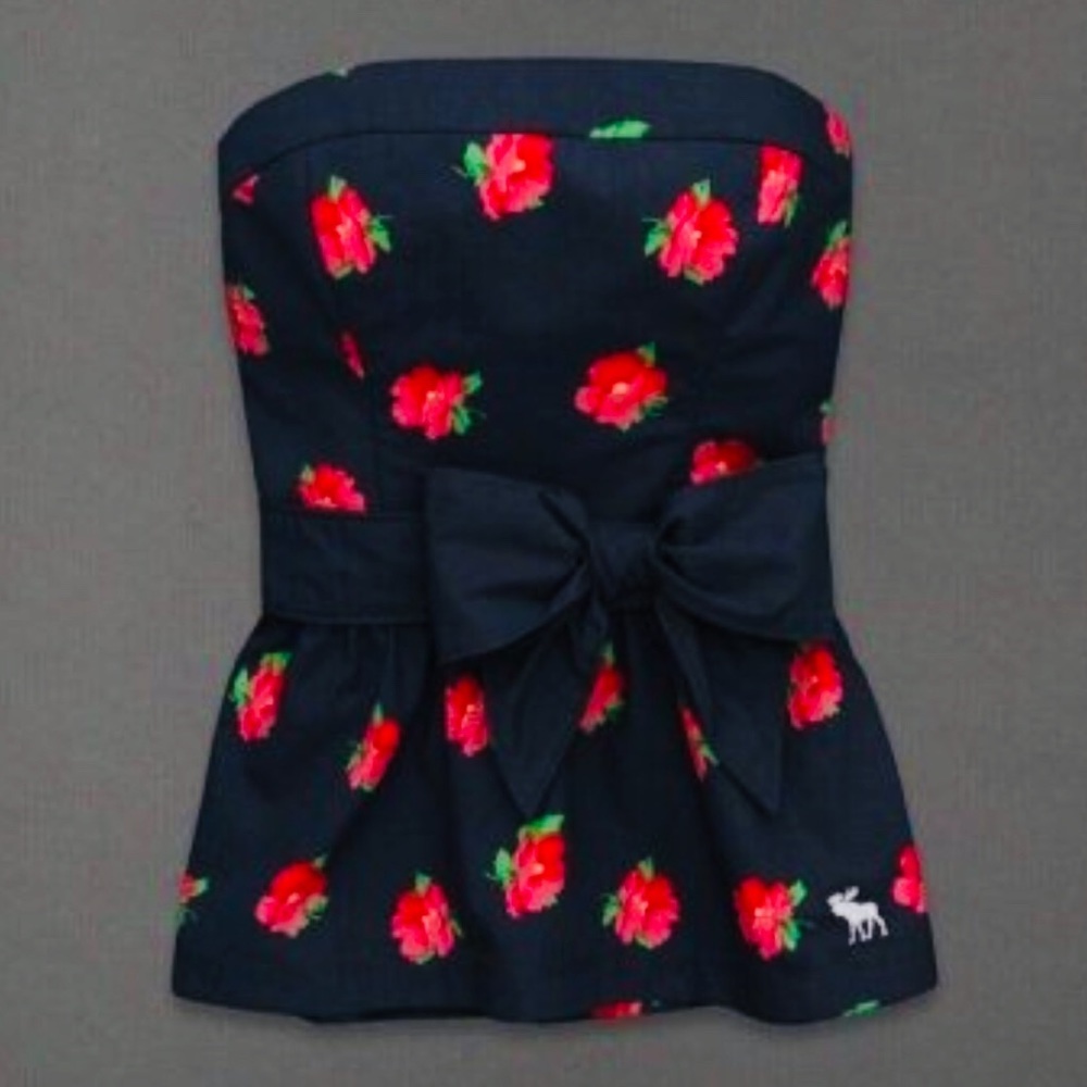 New ABERCROMBIE & FITCH Strapless Top
